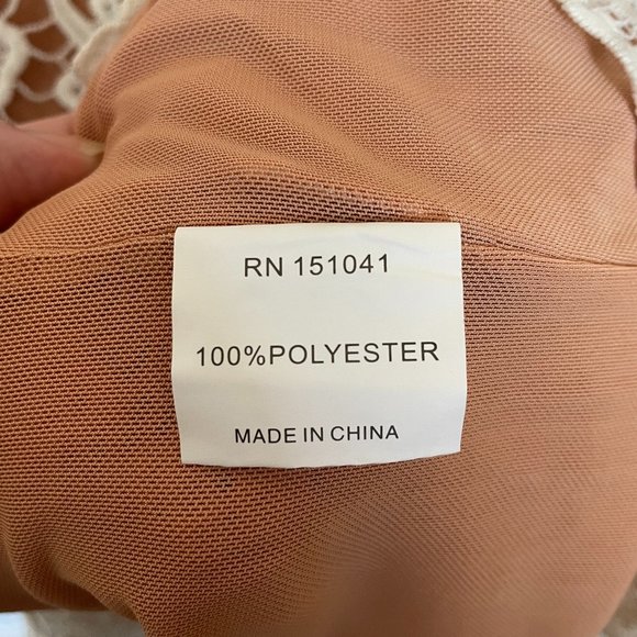 Few Moda - White Lace Dress - Size L - Picture 5 of 6